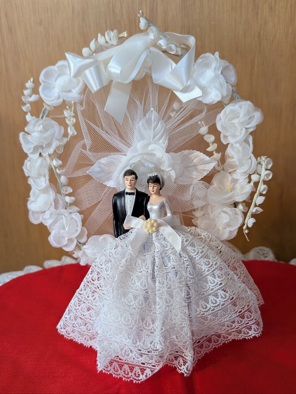 Vintage Bride And Groom Cake Top